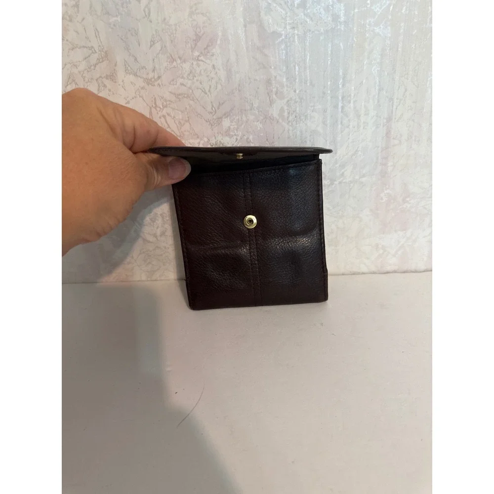 Wilsons Leather Dark Brown Bifold Wallet with Snap Closure and Coin Pocket